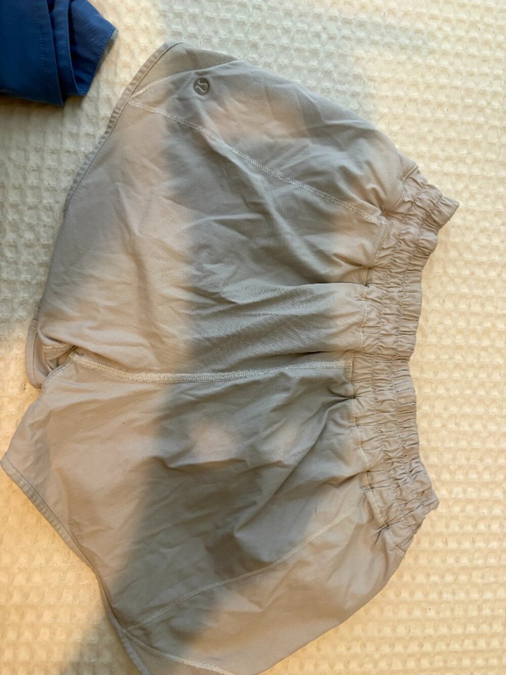 Lululemon Hotty Hot Shorts 5 inch Tall WHITE